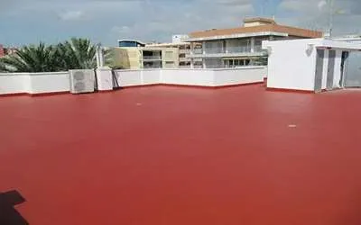 عوازل أسطح قوية ومقاومة لتسربات المياه بالرياض