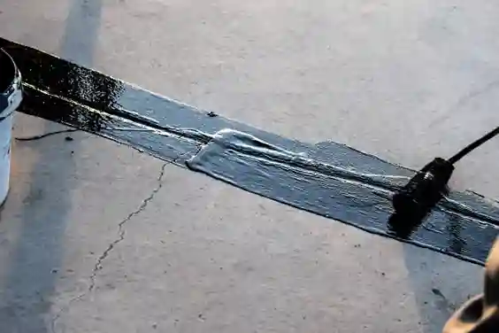 عزل مائي للأسطح بالرياض يمنع تسربات المياه